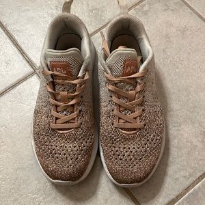 APL Techloom Pro W metallic rose gold sneakers 7.5